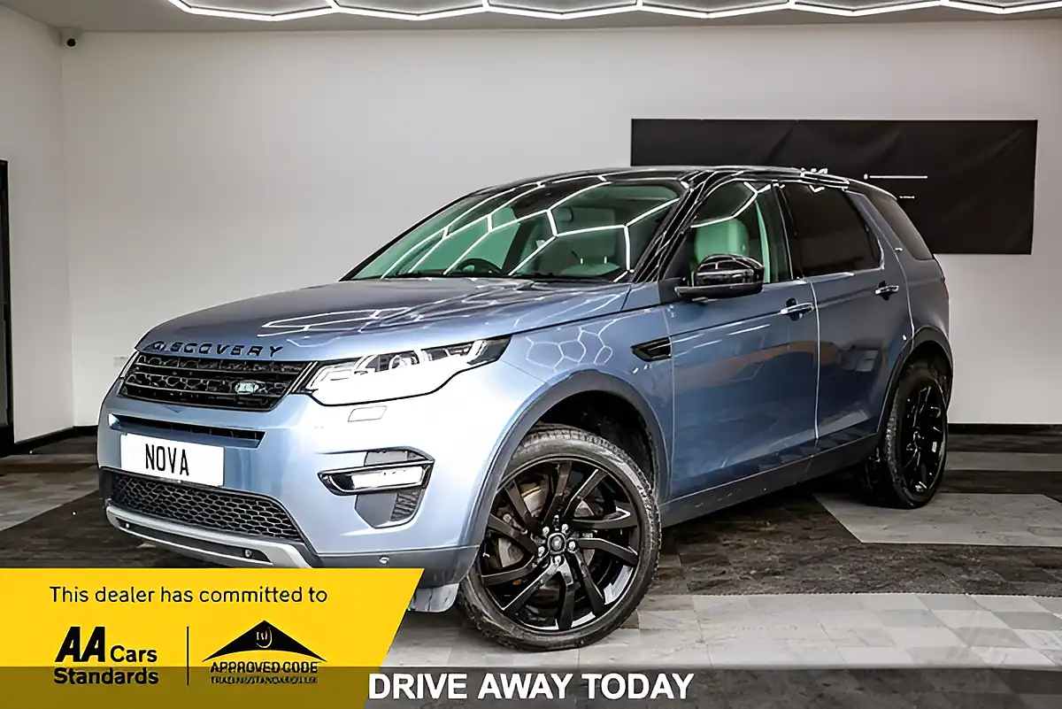 Used 2022 Land Rover Defender Xs Edition - Interior and Exterior details 5