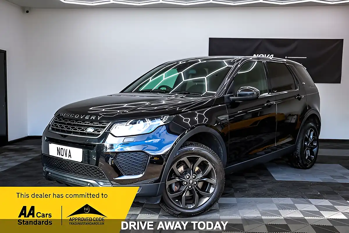 Used 2022 Land Rover Defender Xs Edition - Interior and Exterior details 7