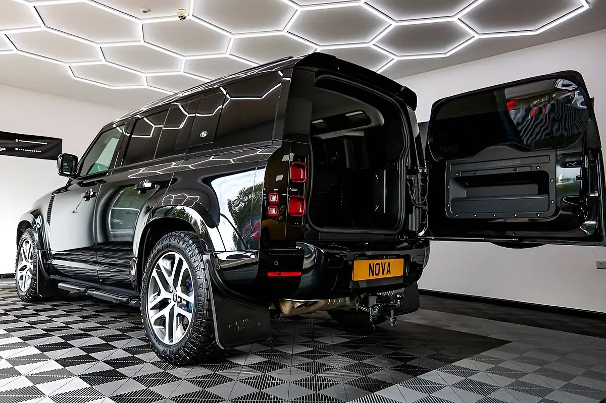 Used 2022 Land Rover Defender Xs Edition Santorini Black - Interior and Exterior details 13