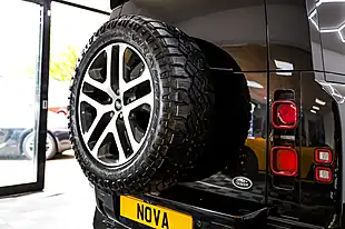 Used 2022 Land Rover Defender Xs Edition Santorini Black - Interior and Exterior details 15
