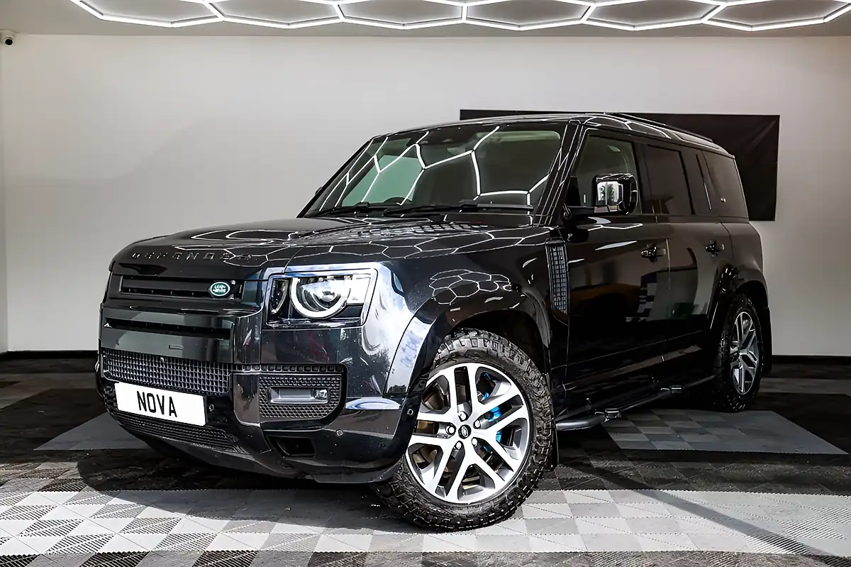 Used 2022 Land Rover Defender Xs Edition Santorini Black - Interior and Exterior details 2
