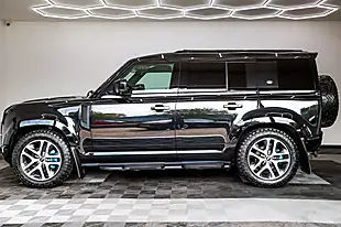Used 2022 Land Rover Defender Xs Edition Santorini Black - Interior and Exterior details 6