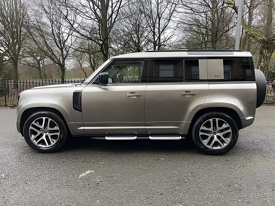 Used 2022 Land Rover Defender Xs Edition Silicon Silver - Interior and Exterior details 2