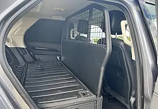 Used 2022 Land Rover Discovery Hse Eiger Grey/Black Roof - Interior and Exterior details 14