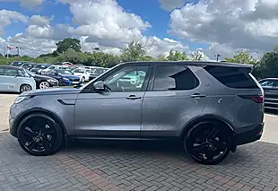 Used 2022 Land Rover Discovery Hse Eiger Grey/Black Roof - Interior and Exterior details 9