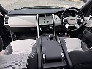 Used 2022 Land Rover Discovery R-Dynamic Hse Santorini Black Metallic - Interior and Exterior details 10