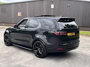 Used 2022 Land Rover Discovery R-Dynamic Hse Santorini Black Metallic - Interior and Exterior details 6