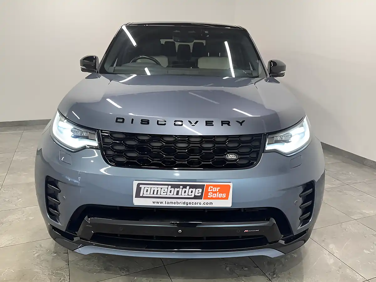 Used 2022 Land Rover Discovery R-Dynamic Se Blue - Interior and Exterior details 3