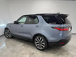Used 2022 Land Rover Discovery R-Dynamic Se Blue - Interior and Exterior details 6