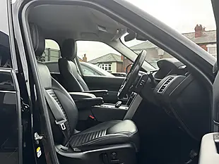 Used 2022 Land Rover Discovery S Black - Interior and Exterior details 13
