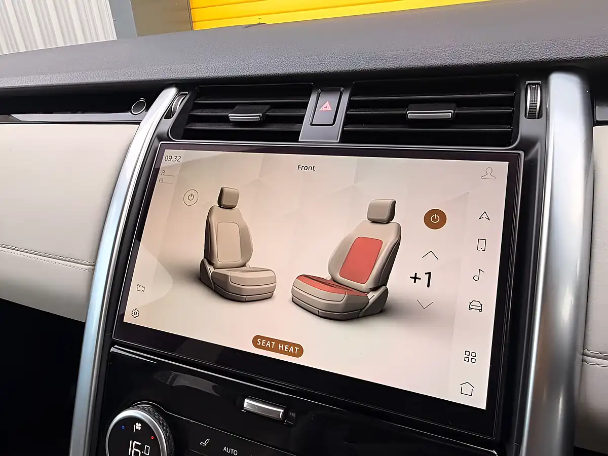 Used 2022 Land Rover Discovery S Grey - Interior and Exterior details 12