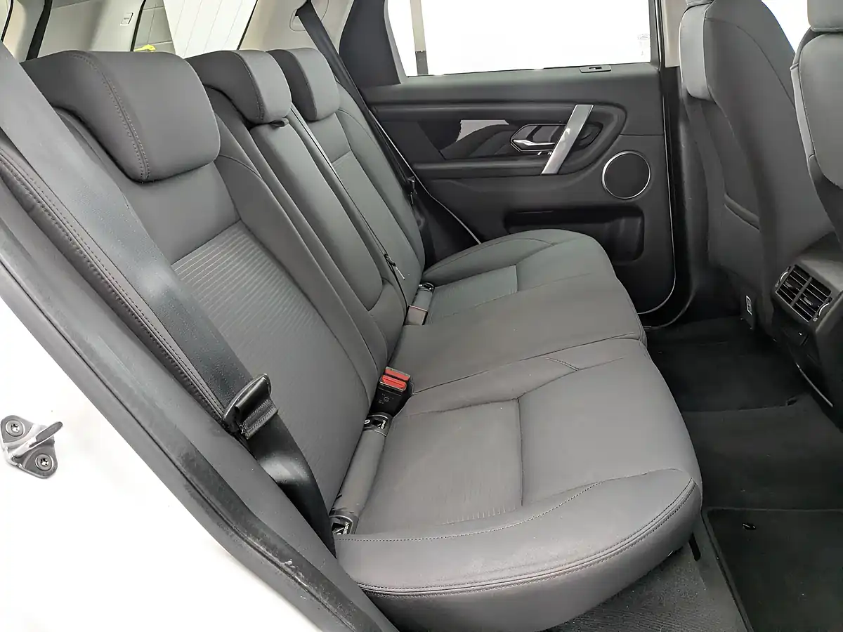 Used 2022 Land Rover Discovery Sport Fuji White - Interior and Exterior details 12