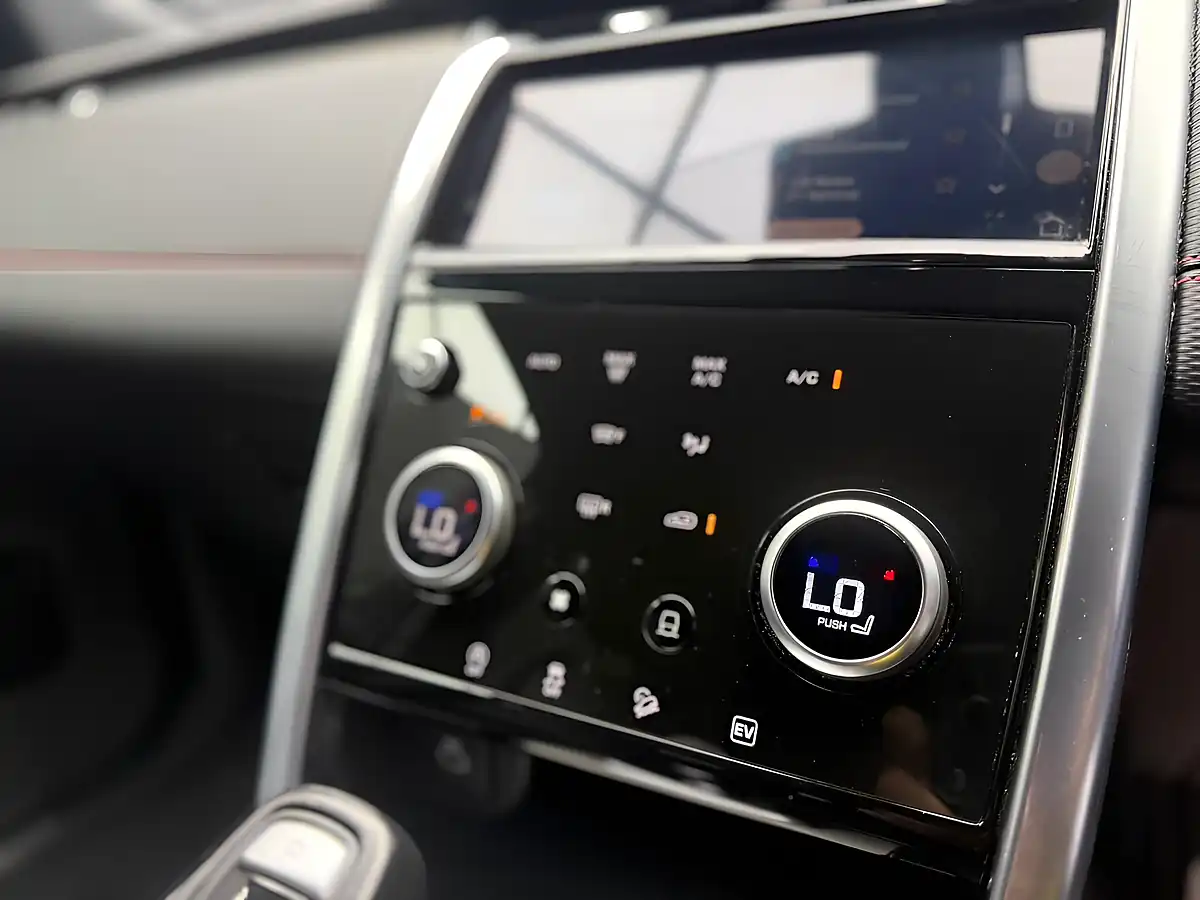 Used 2022 Land Rover Discovery Sport R-Dynamic Se Grey - Interior and Exterior details 18