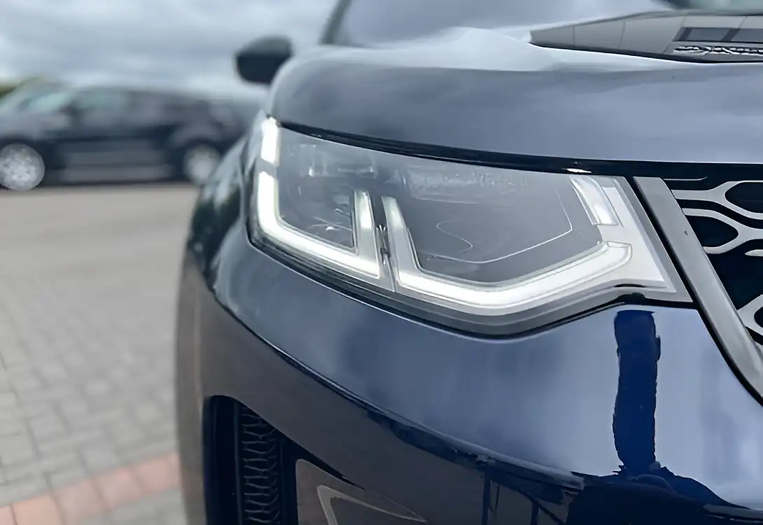 Used 2022 Land Rover Discovery Sport Urban Edition Portofino Blue - Interior and Exterior details 4