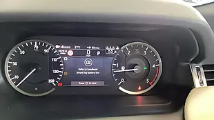 Used 2022 Land Rover Discovery Sport Urban Edition Red - Interior and Exterior details 9