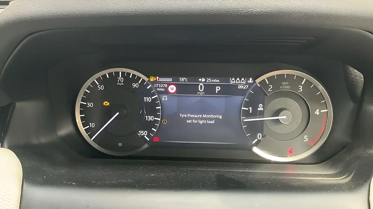 Used 2022 Land Rover Discovery Sport Urban Edition Silver - Interior and Exterior details 9