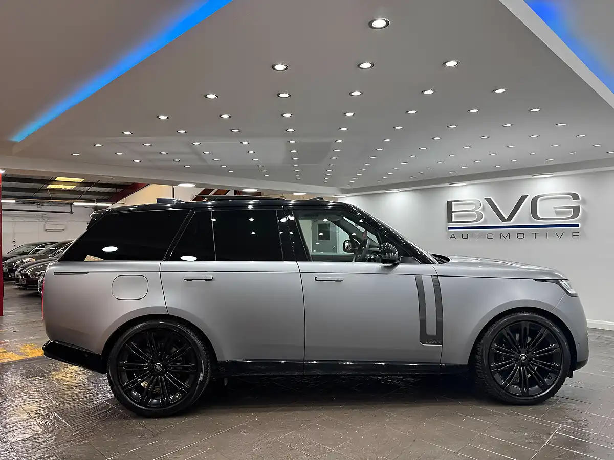 Used 2022 Land Rover Range Rover Autobiography Grey - Interior and Exterior details 7