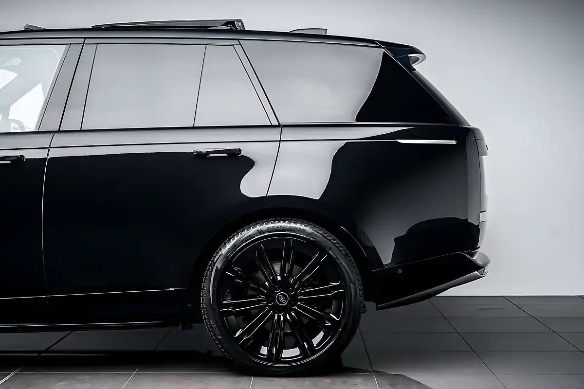 Used 2022 Land Rover Range Rover Autobiography Santorini Black - Interior and Exterior details 14