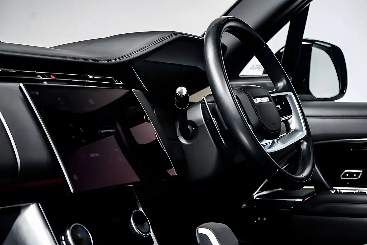 Used 2022 Land Rover Range Rover Autobiography Santorini Black - Interior and Exterior details 20