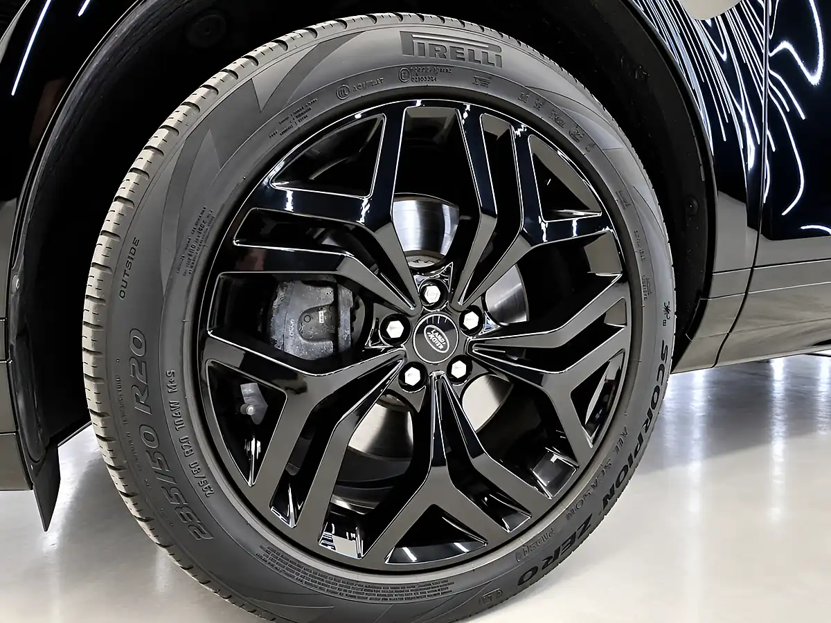 Used 2022 Land Rover Range Rover Evoque Edition Black - Interior and Exterior details 10