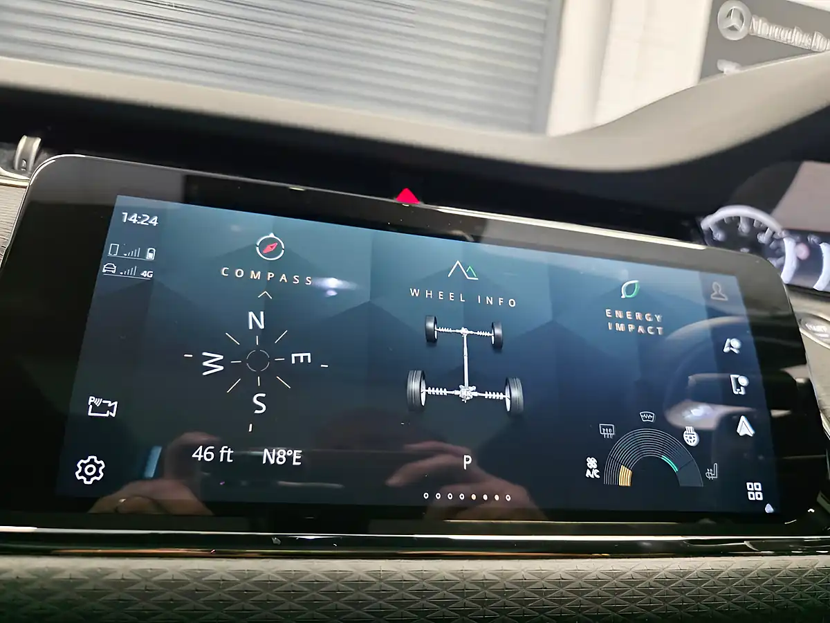Used 2022 Land Rover Range Rover Evoque Edition Black - Interior and Exterior details 16