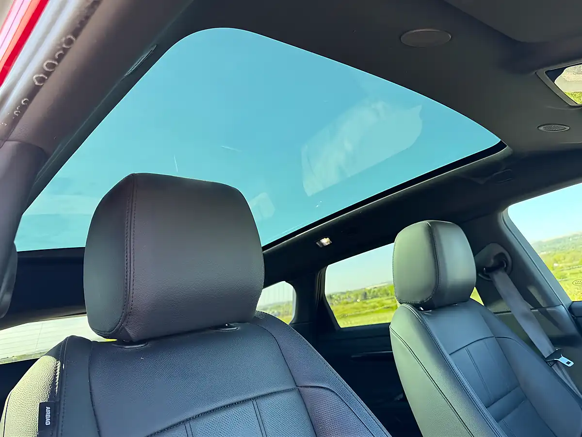 Used 2022 Land Rover Range Rover Evoque Edition Firenze Red - Interior and Exterior details 14