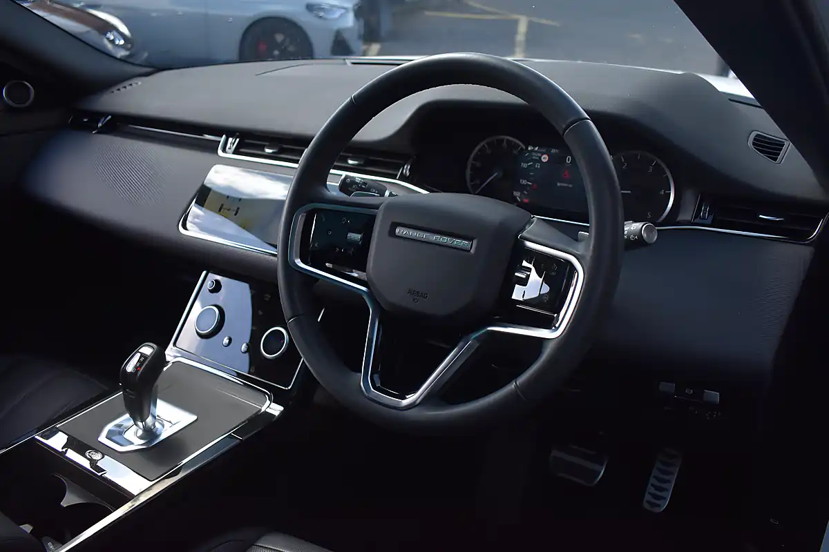 Used 2022 Land Rover Range Rover Evoque Edition Fuji White - Interior and Exterior details 8