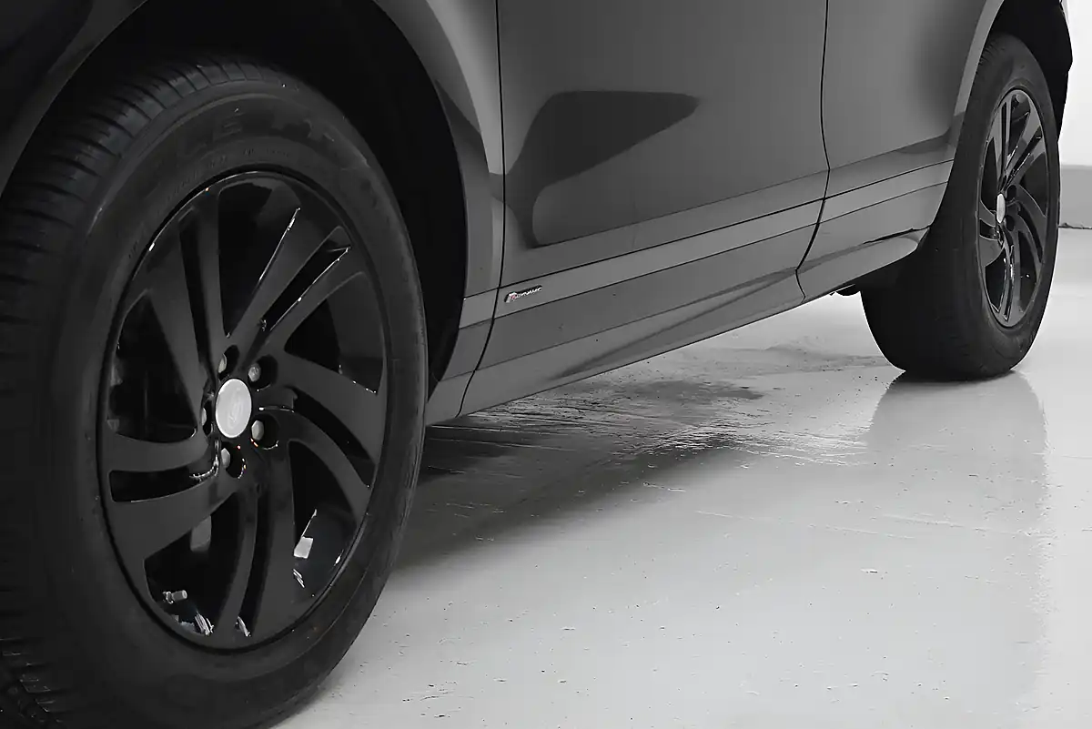 Used 2022 Land Rover Range Rover Evoque R-Dynamic S Black - Interior and Exterior details 8