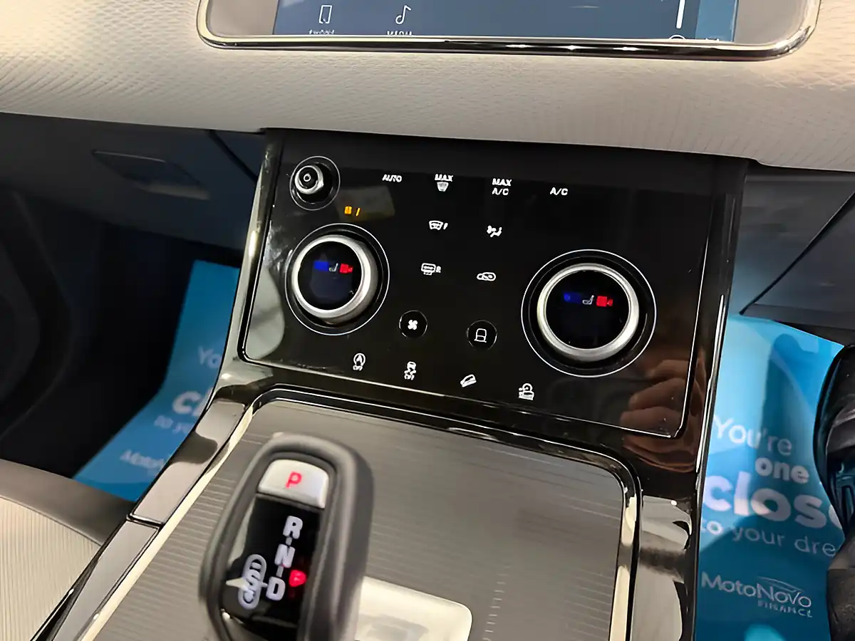 Used 2022 Land Rover Range Rover Evoque R-Dynamic S Fuji White - Interior and Exterior details 18