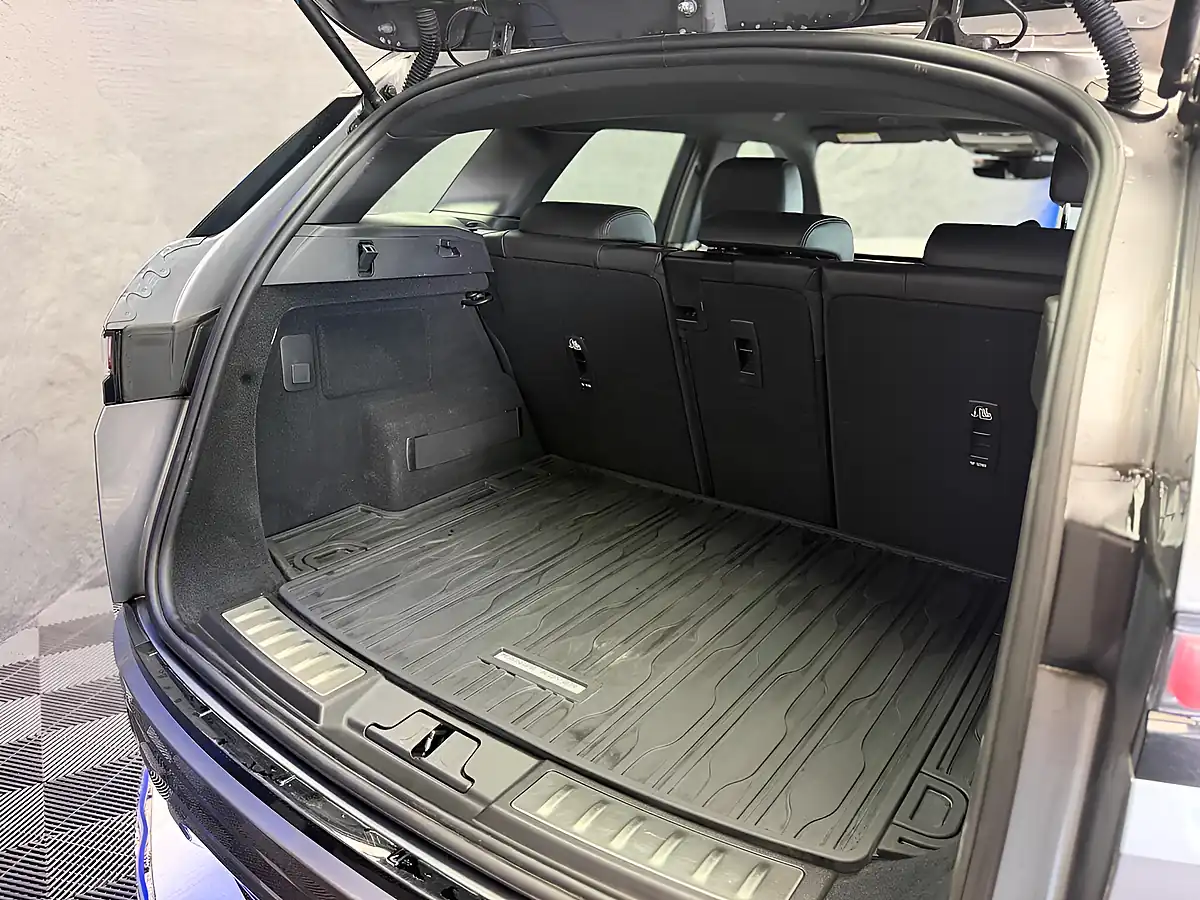 Used 2022 Land Rover Range Rover Evoque R-Dynamic S Grey - Interior and Exterior details 20