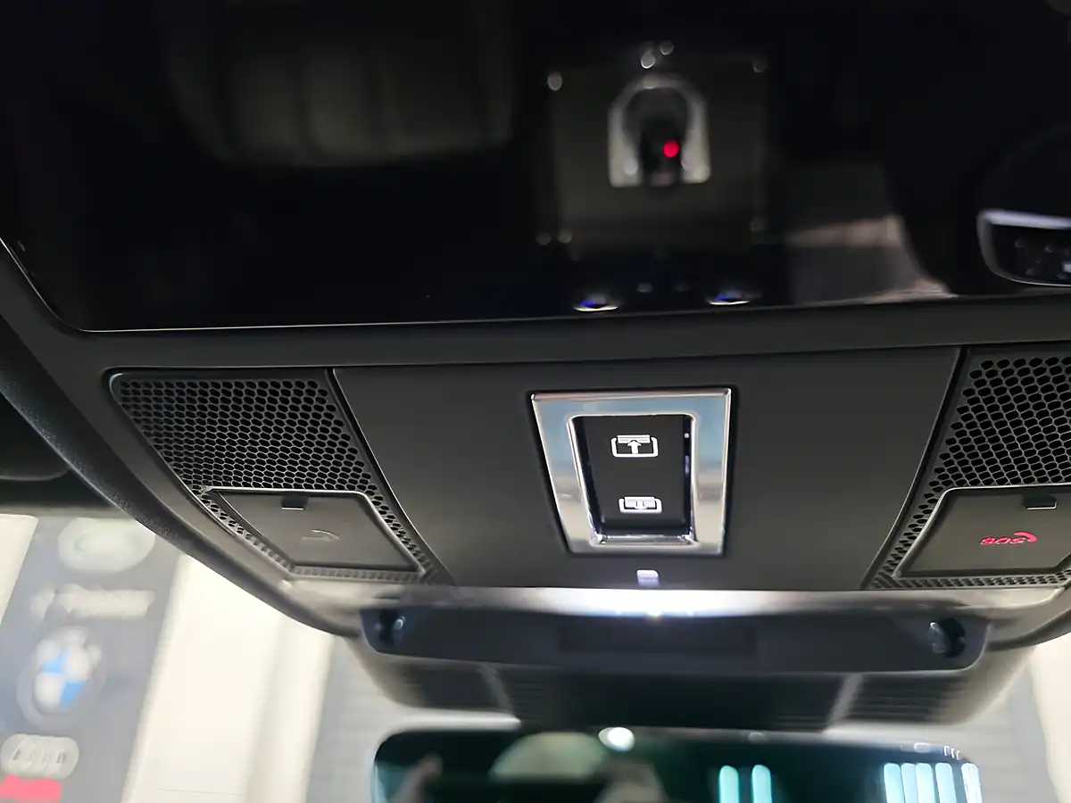 Used 2022 Land Rover Range Rover Evoque R-Dynamic S Grey - Interior and Exterior details 14