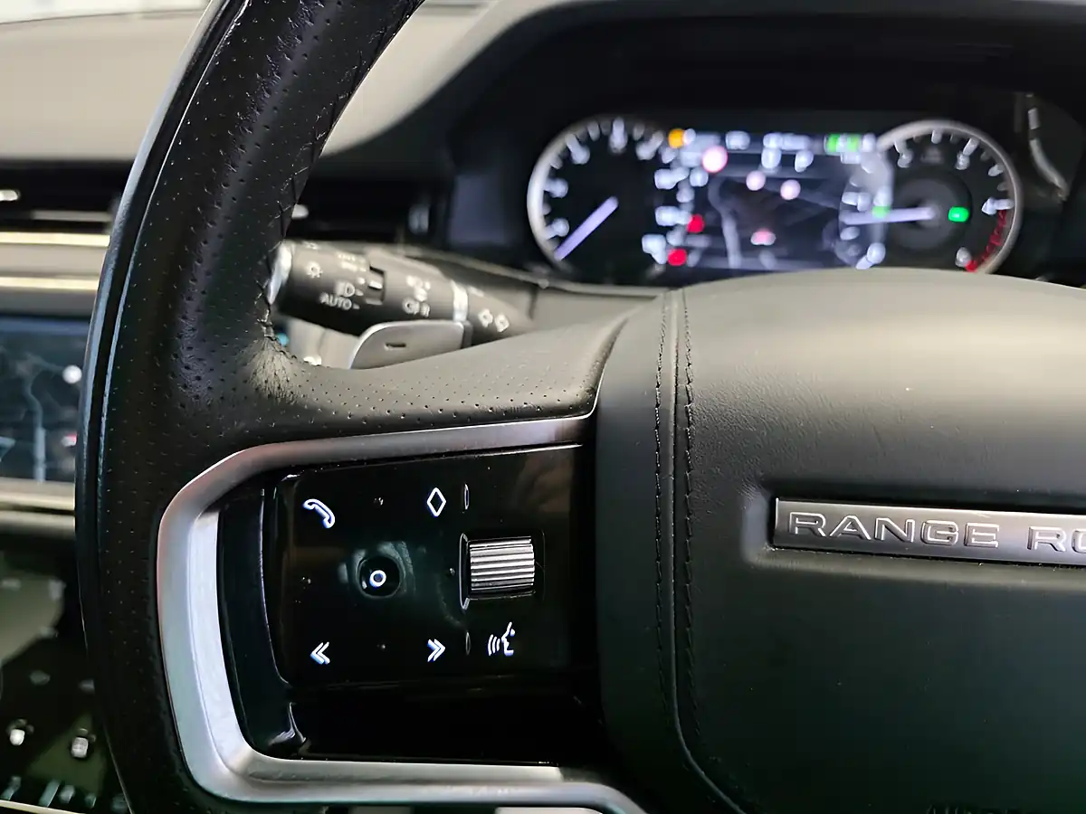 Used 2022 Land Rover Range Rover Evoque R-Dynamic S Grey - Interior and Exterior details 17