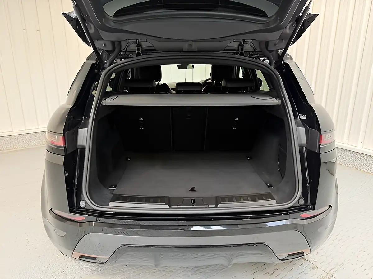 Used 2022 Land Rover Range Rover Evoque R-Dynamic S Santorini Black - Interior and Exterior details 9