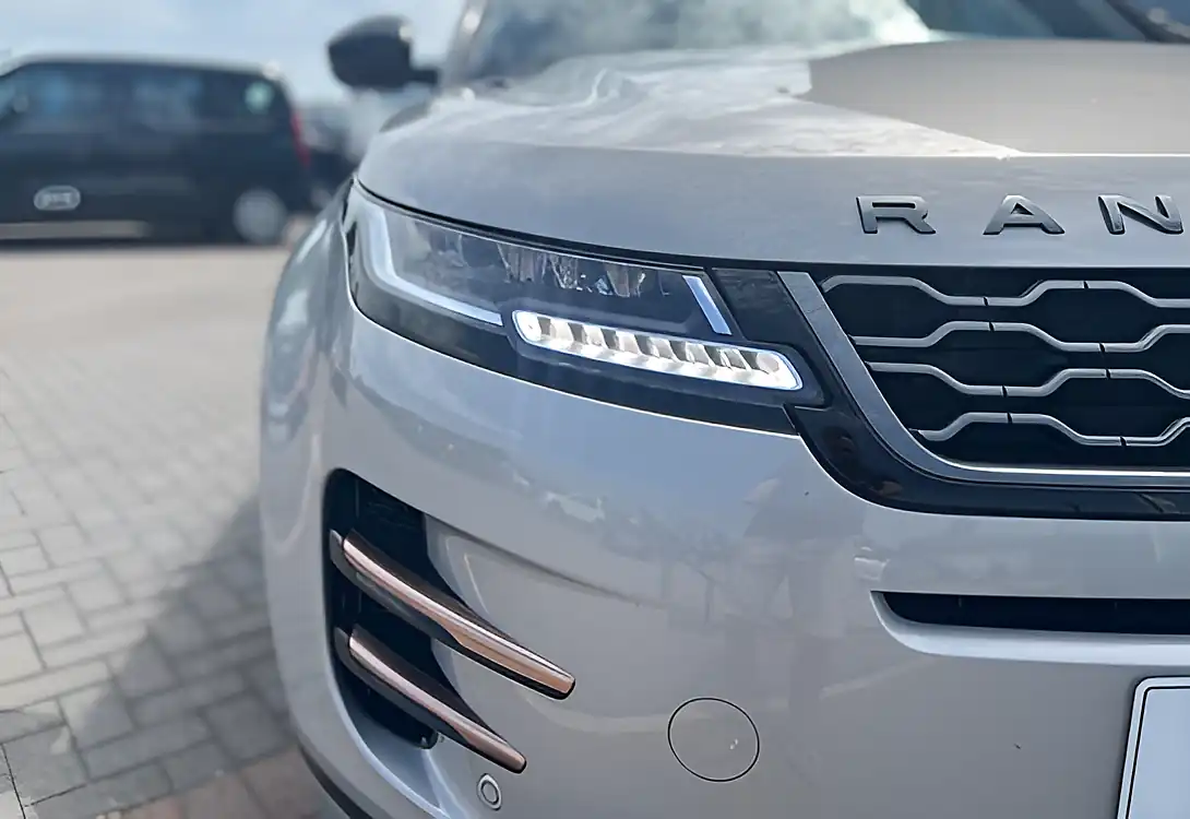 Used 2022 Land Rover Range Rover Evoque R-Dynamic S Seoul Pearl Silver - Interior and Exterior details 12