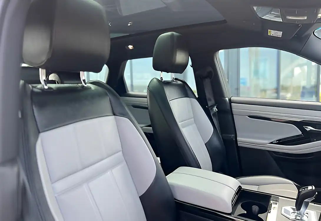 Used 2022 Land Rover Range Rover Evoque R-Dynamic S Seoul Pearl Silver - Interior and Exterior details 15