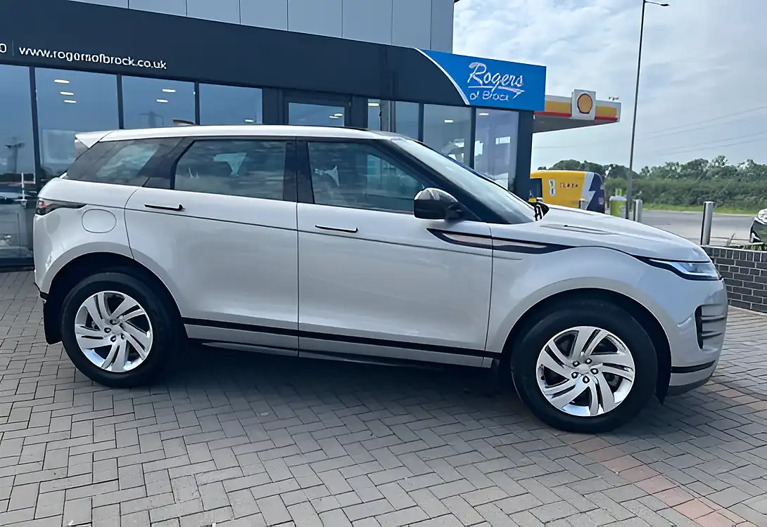 Used 2022 Land Rover Range Rover Evoque R-Dynamic S Seoul Pearl Silver - Interior and Exterior details 5
