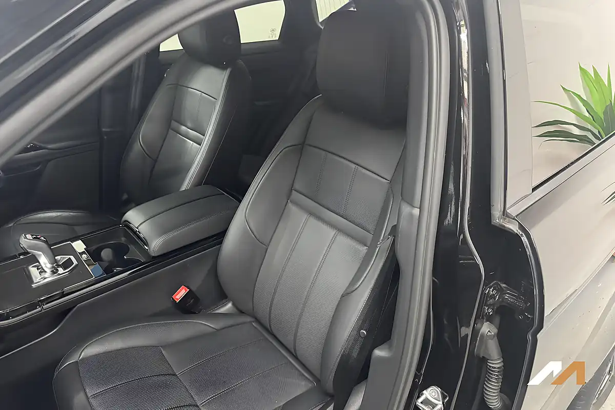 Used 2022 Land Rover Range Rover Evoque R-Dynamic Se Black - Interior and Exterior details 2