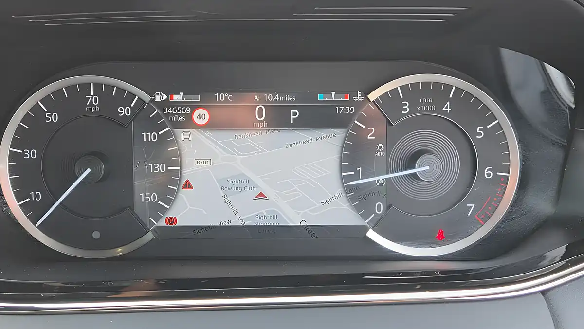 Used 2022 Land Rover Range Rover Evoque R-Dynamic Se Black - Interior and Exterior details 10