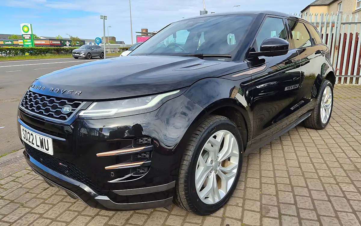 Used 2022 Land Rover Range Rover Evoque R-Dynamic Se Black - Interior and Exterior details 2