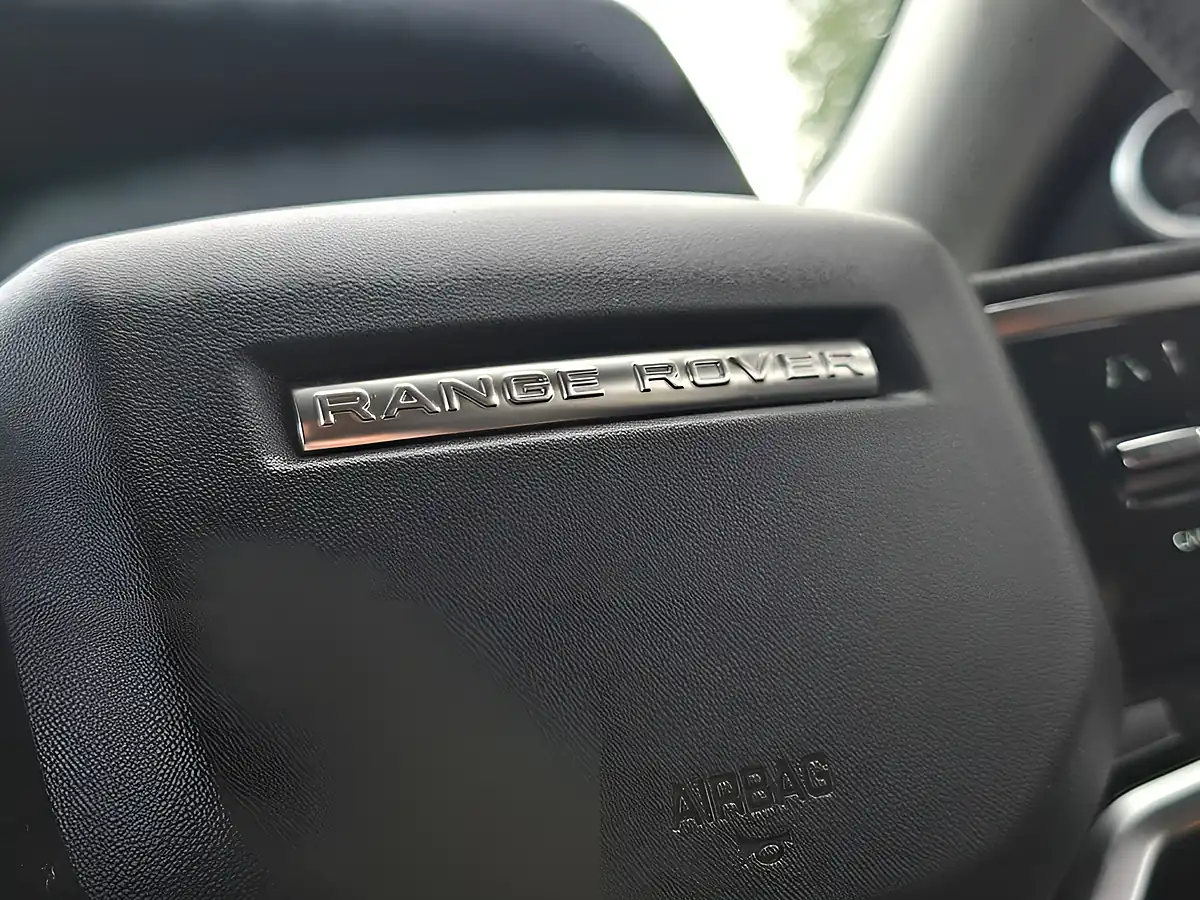 Used 2022 Land Rover Range Rover Evoque R-Dynamic Se Eiger Grey - Interior and Exterior details 16