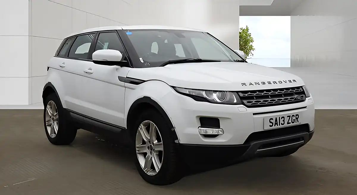 Used 2022 Land Rover Range Rover Evoque R-Dynamic Se - Interior and Exterior details 8