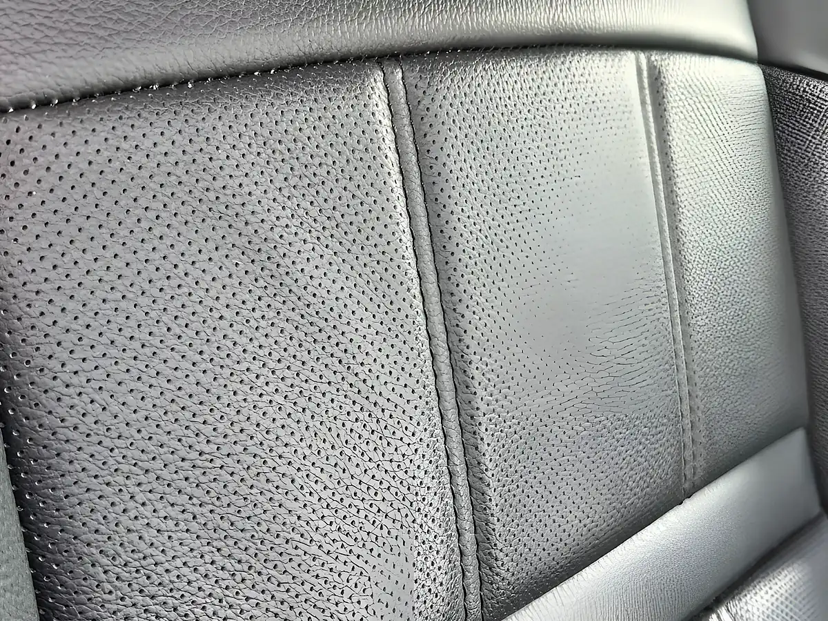Used 2022 Land Rover Range Rover Evoque S Grey - Interior and Exterior details 18