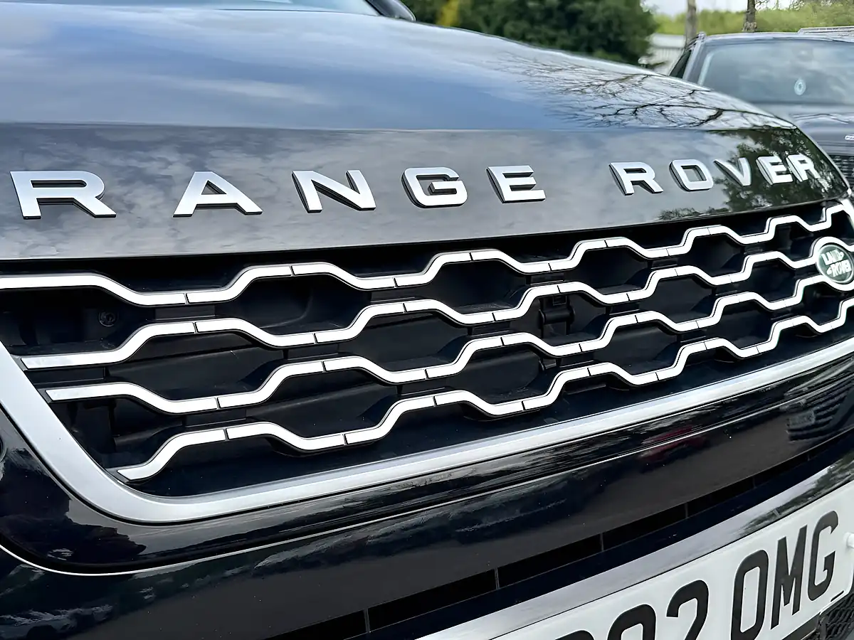 Used 2022 Land Rover Range Rover Evoque S Santorini Black - Interior and Exterior details 11