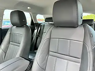 Used 2022 Land Rover Range Rover Evoque S Santorini Black - Interior and Exterior details 19