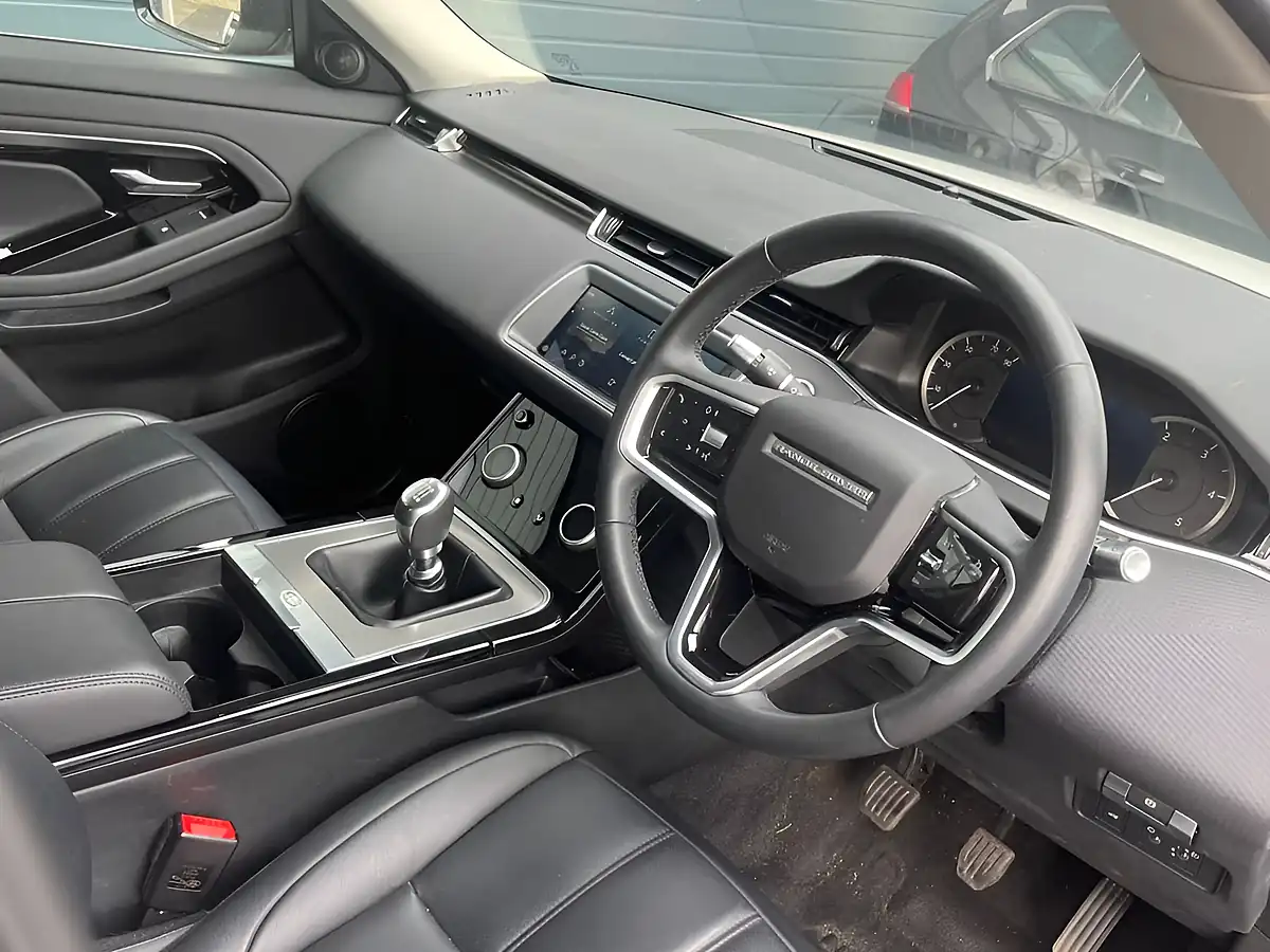 Used 2022 Land Rover Range Rover Evoque S White - Interior and Exterior details 5