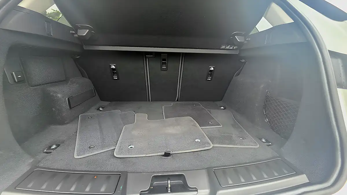 Used 2022 Land Rover Range Rover Evoque White - Interior and Exterior details 13