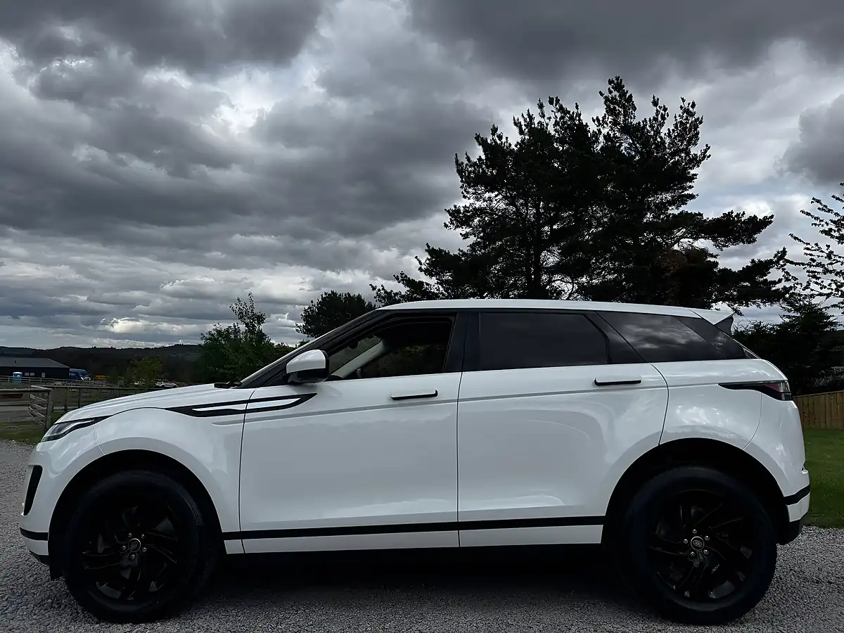 Used 2022 Land Rover Range Rover Evoque White - Interior and Exterior details 2