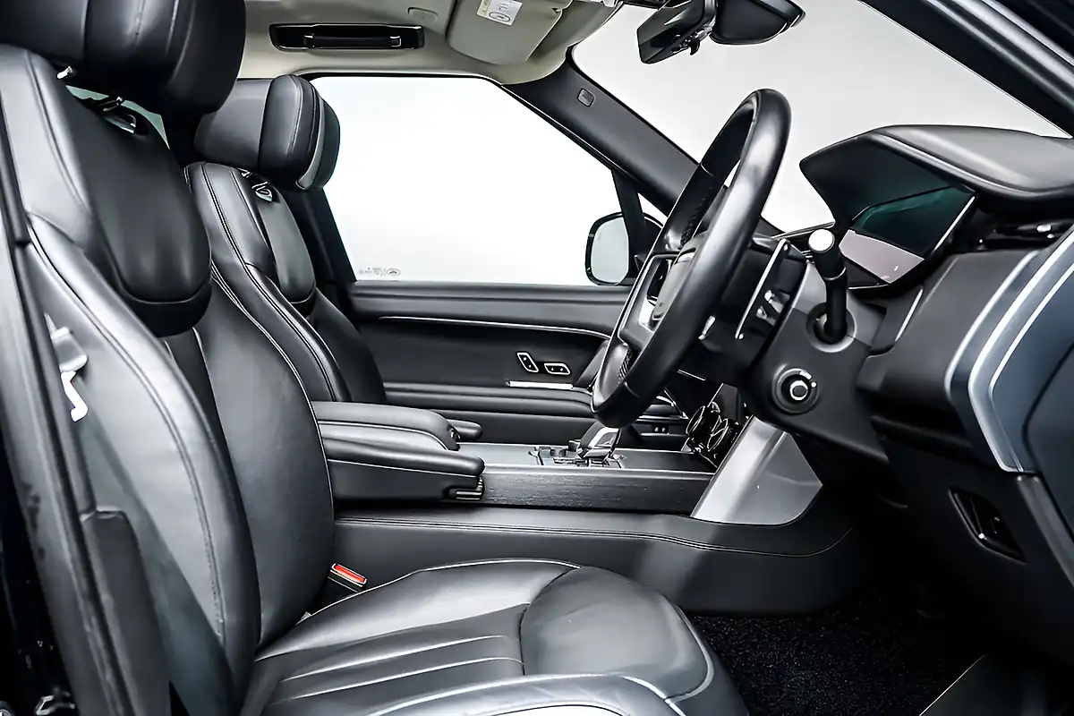 Used 2022 Land Rover Range Rover First Edition Santorini Black - Interior and Exterior details 6