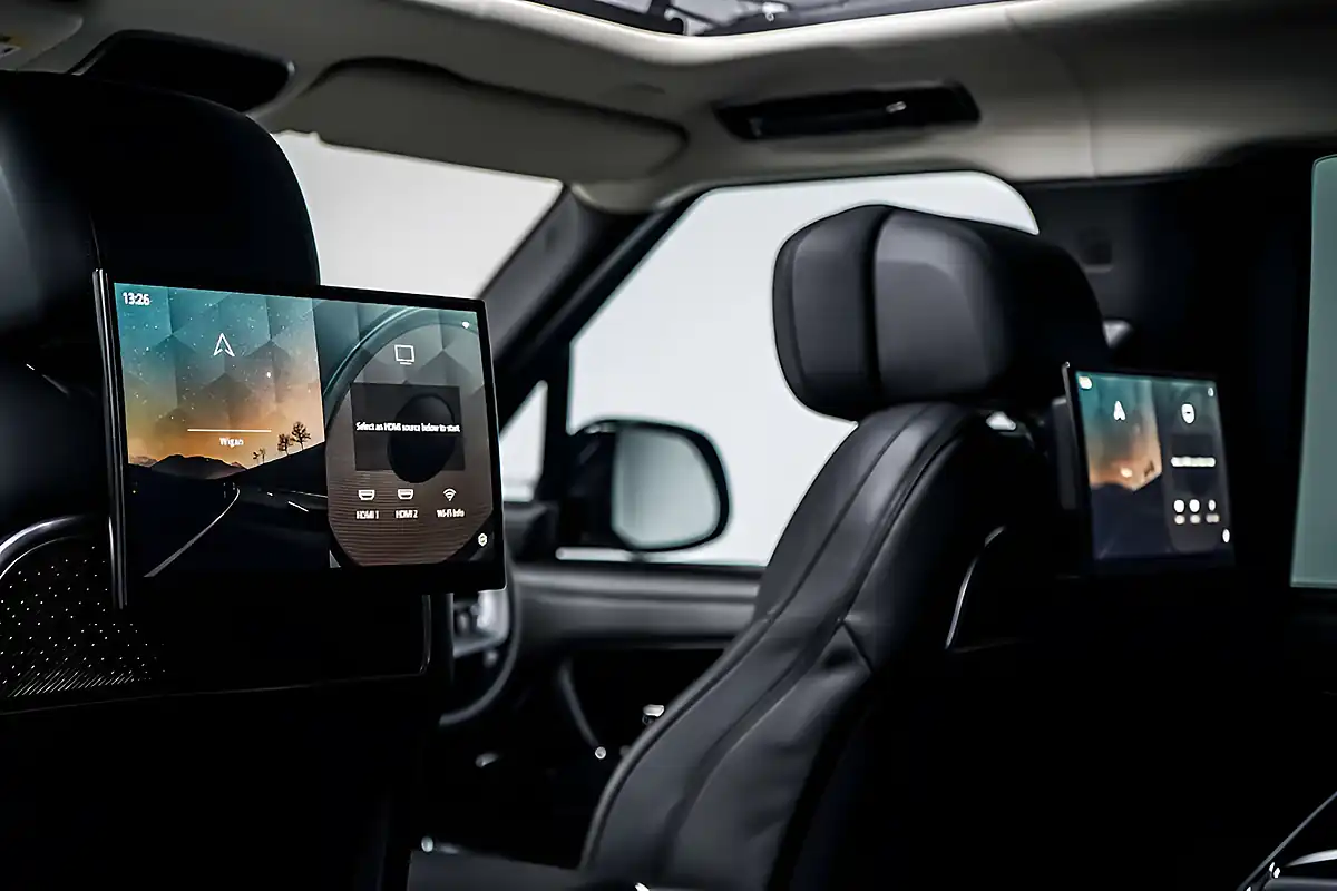 Used 2022 Land Rover Range Rover First Edition Santorini Black - Interior and Exterior details 8