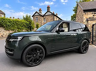 Used 2022 Land Rover Range Rover Hse Belgravia Green - Interior and Exterior details 6